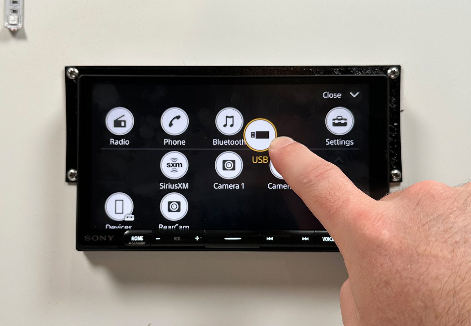 Sony XAV-9000ES customizing homescreen apps