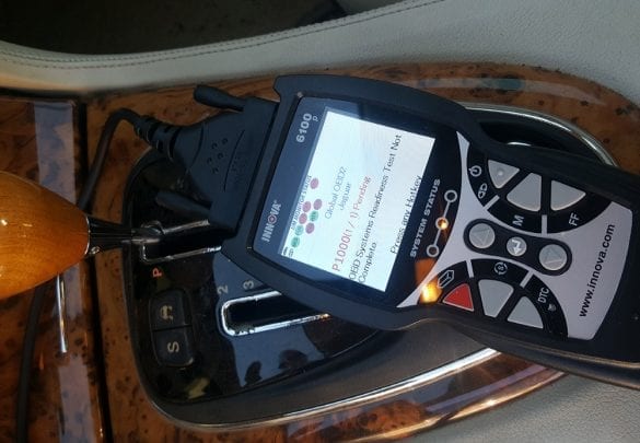 Innova 6100P plugged into OBDii of car