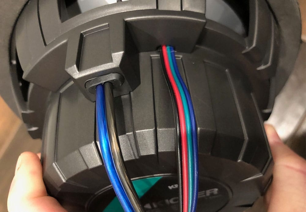 Kicker 45KM84L Speakers Sealed Wires