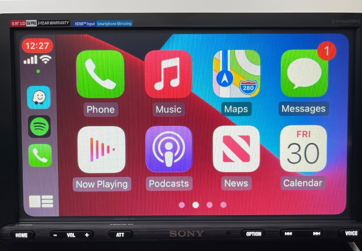 Sony XAV-AX8100 CarPlay apps main screen