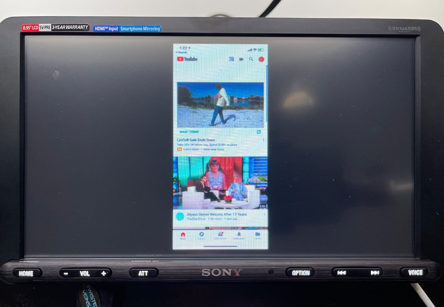 Sony XAV-AX8100 Youtube on screen