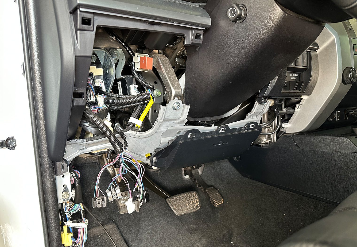 Toyota Tundra dash panel removed