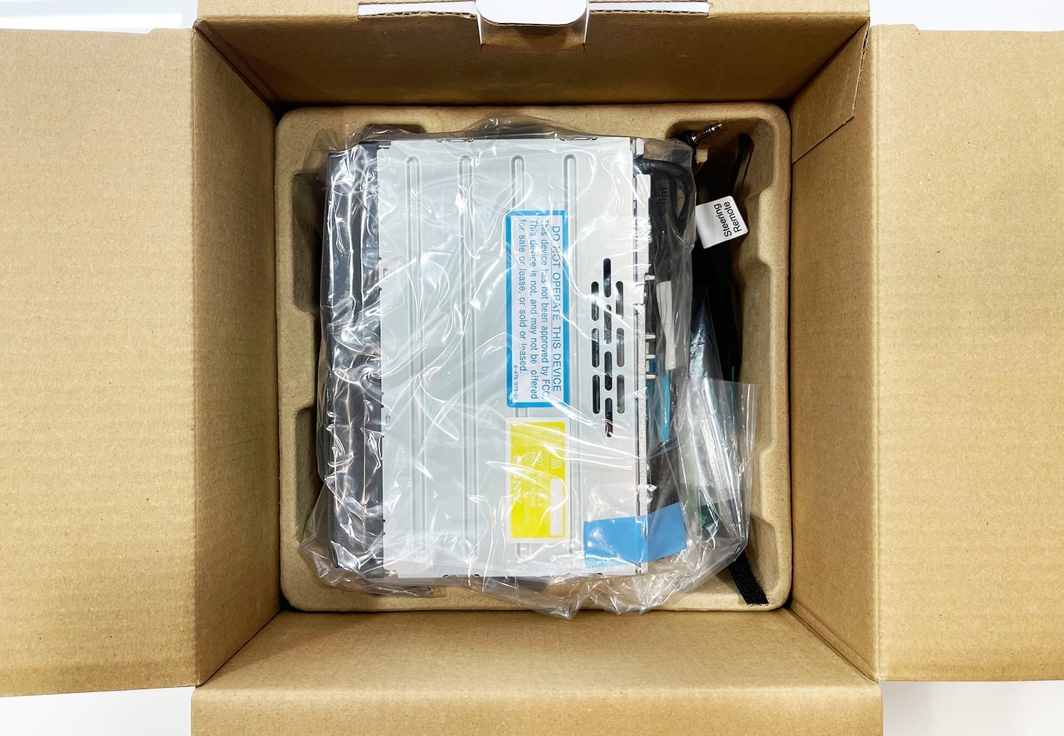 Sony XAV-AX5600 in box