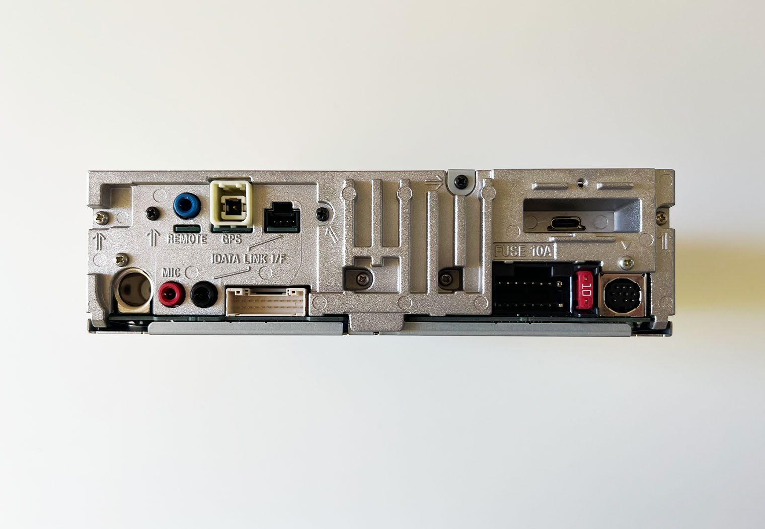 Rear view of the Sony XAV-9500ES chassis where the inputs and outputs are