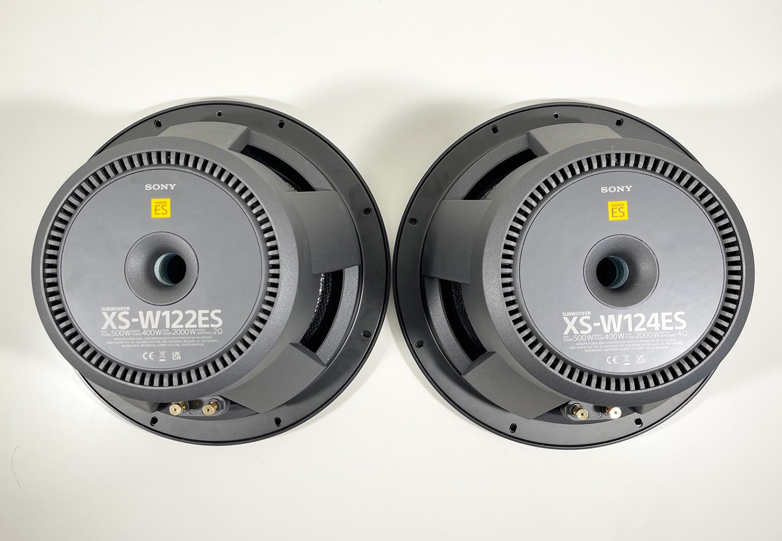 Rear view of the XS-W122ES and XS-W124ES subwoofers with the motor structure, ventilated, five-beam frame