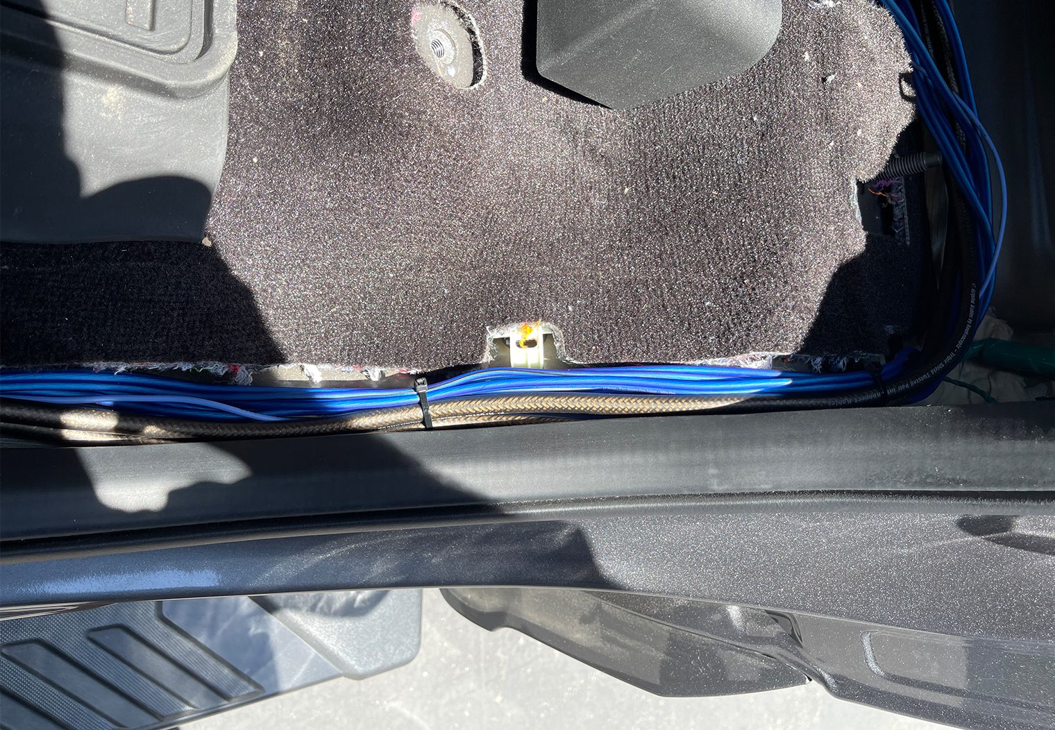 Ford F-150 Custom Stereo Wiring rear door area