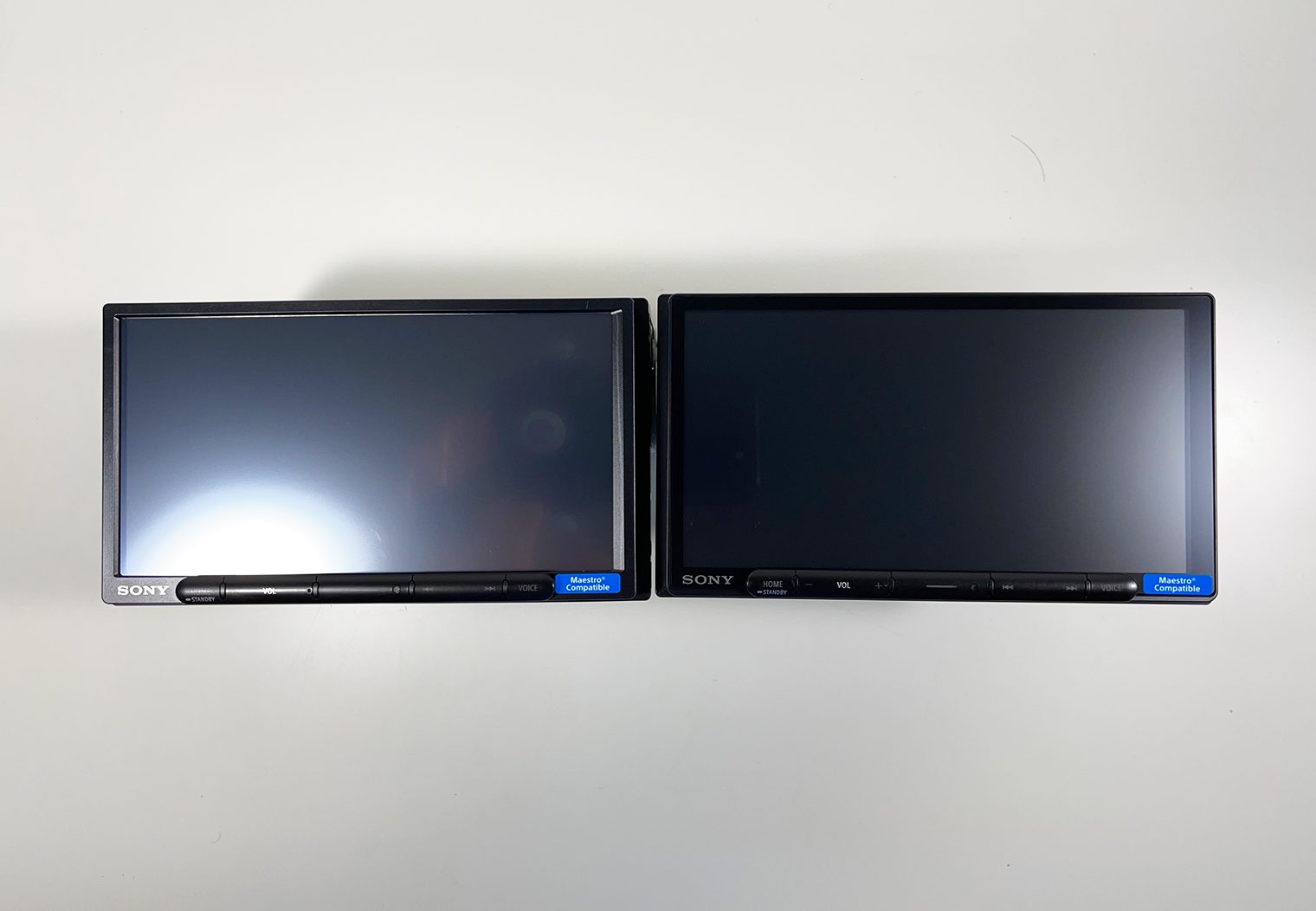 Sony XAV-AX4000 vs XAV-AX6000 screen comparison