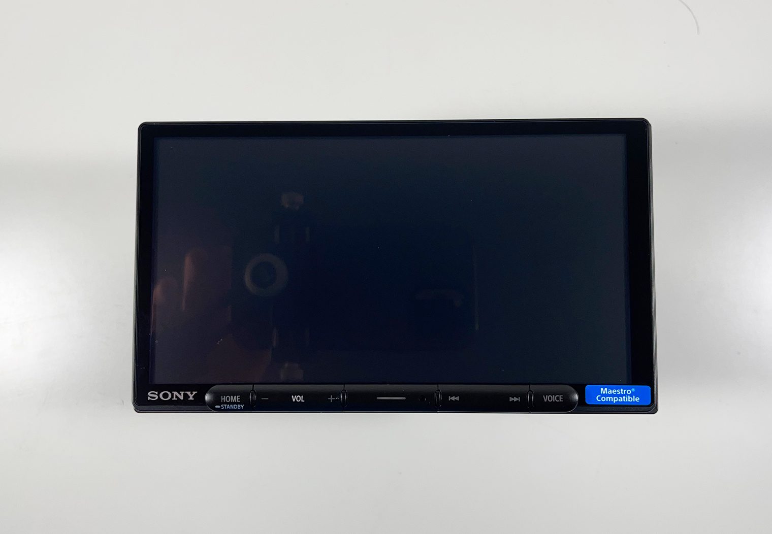 Sony XAV-AX6000 6.95" Screen Closeup