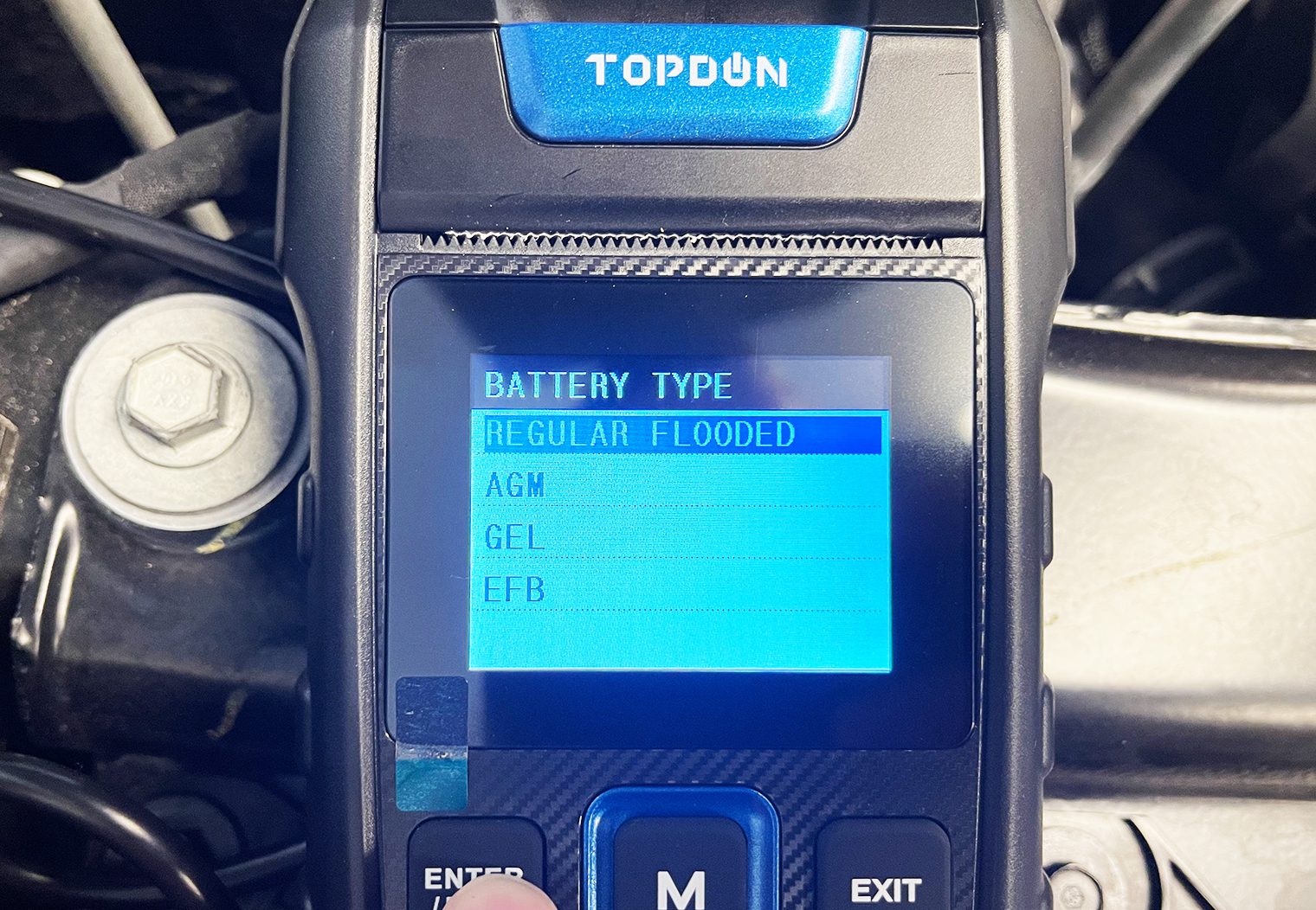 TOPDON BT300P select battery type