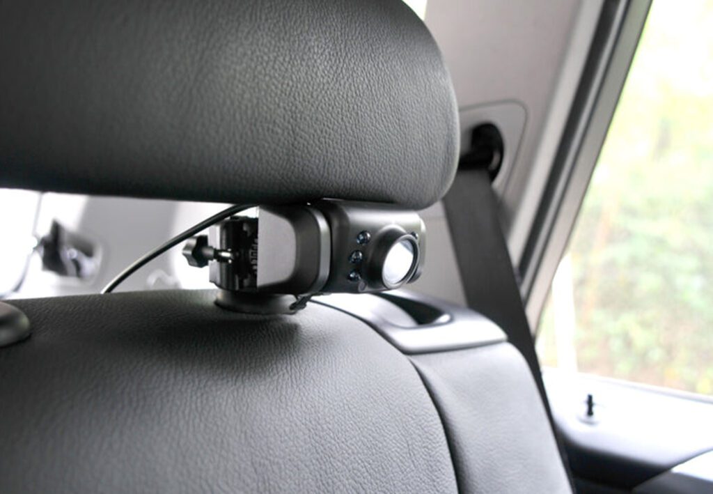 Yada BT53901F-2 mounted headrest