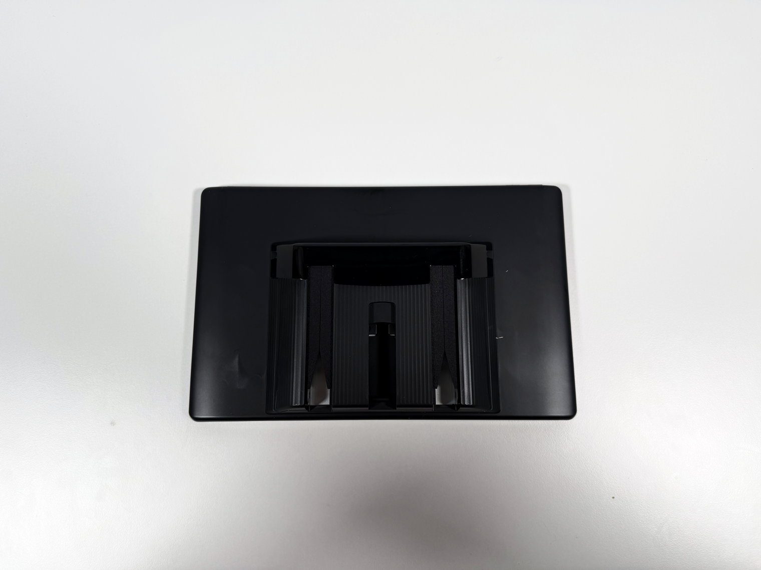 Back of the Pioneer DMH-WT8000NEX 10.1-inch screen, showing the plate where it attaches to the mounting bracket